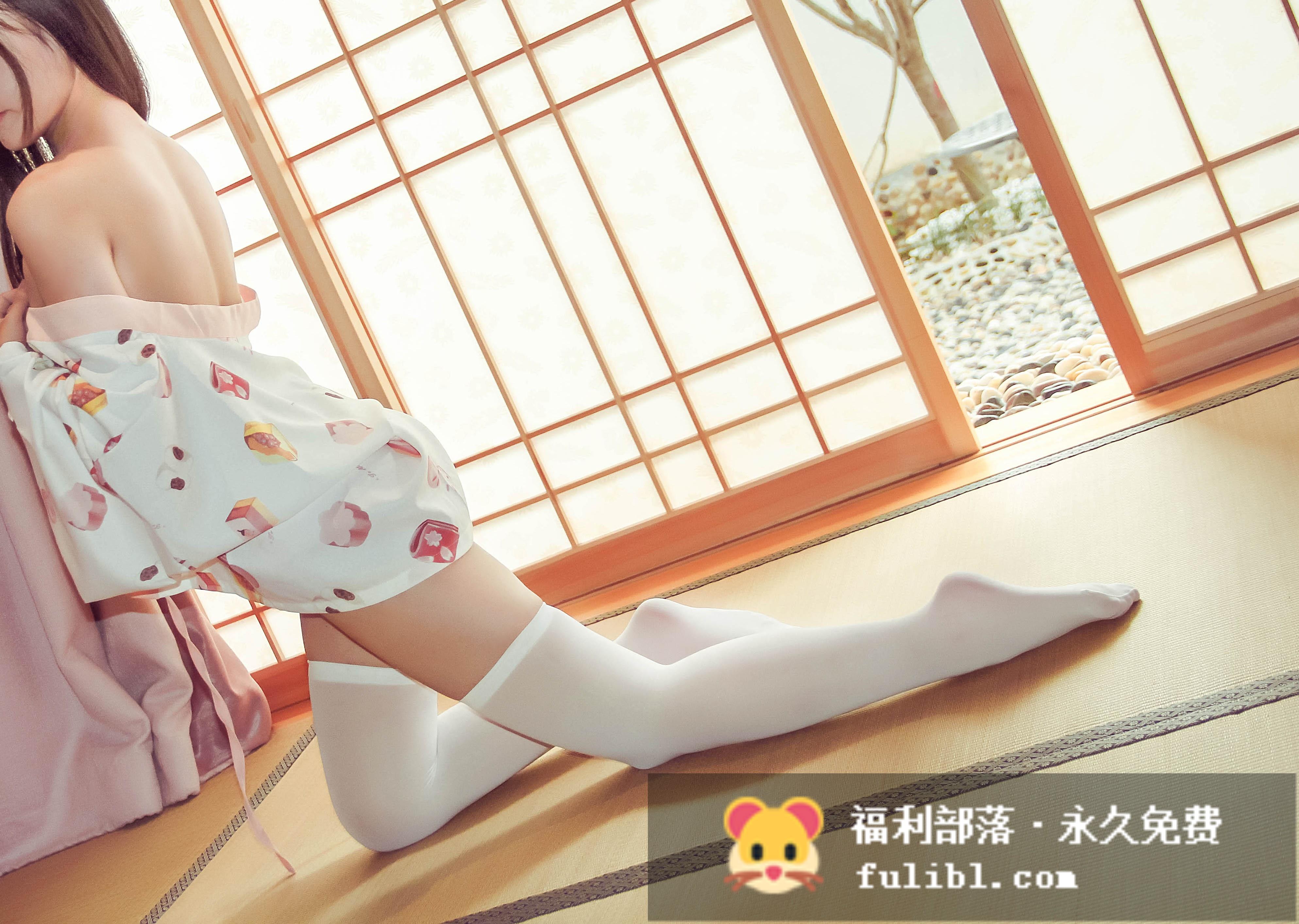 微博超人气二次元红人团子VIP全5套套图珍藏版