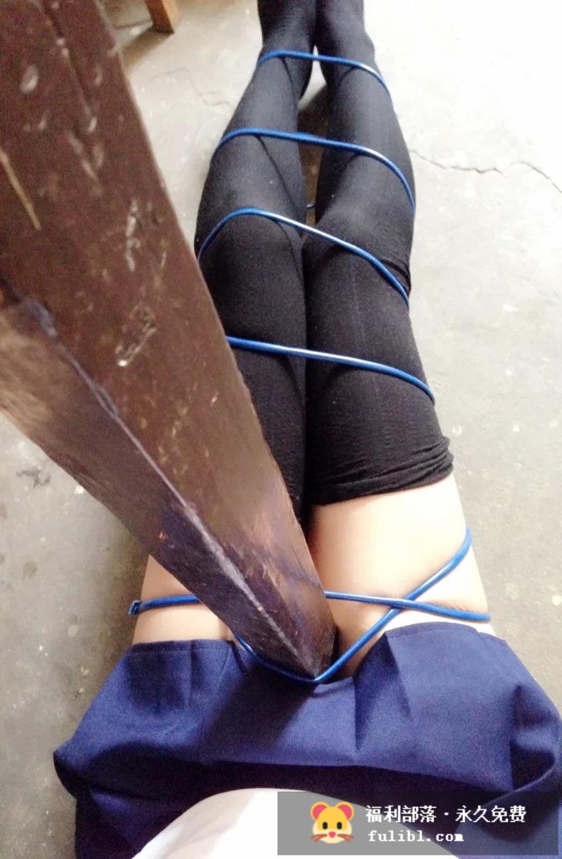 最喜欢被捆绑虐待的高中小骚货妍小奴i5套无水印套图+多部视频