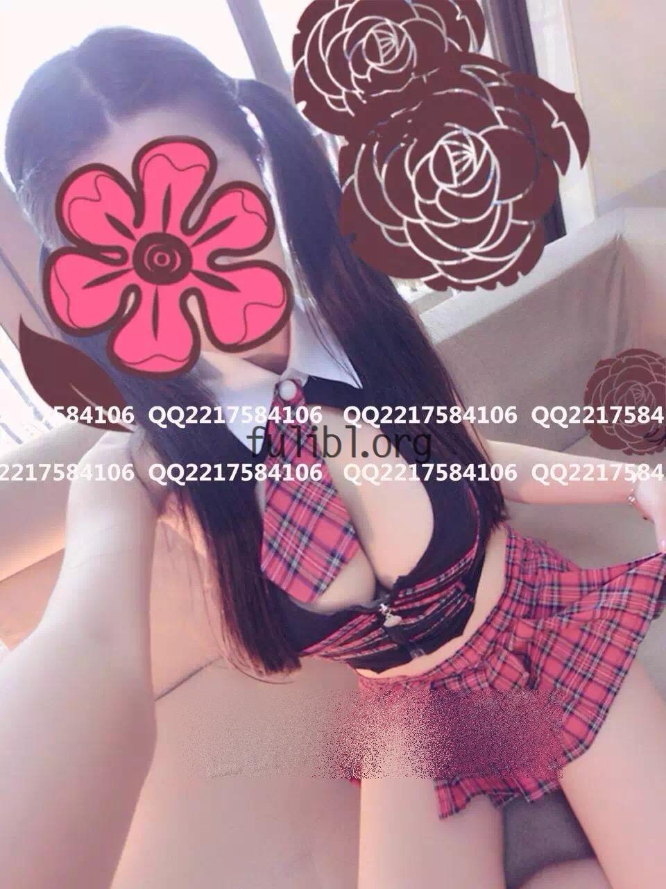不看后悔 价值不菲的E-CUP百变女神小艺VIP付费自拍1-20全套合集[1000P/370M]