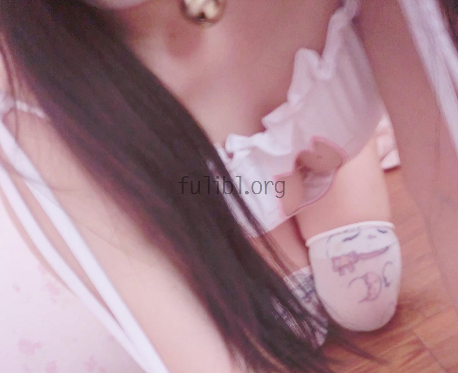 微博萝莉红人@白茶妹儿yoyo会员vip套图 猫咪泳装[51P/23M]