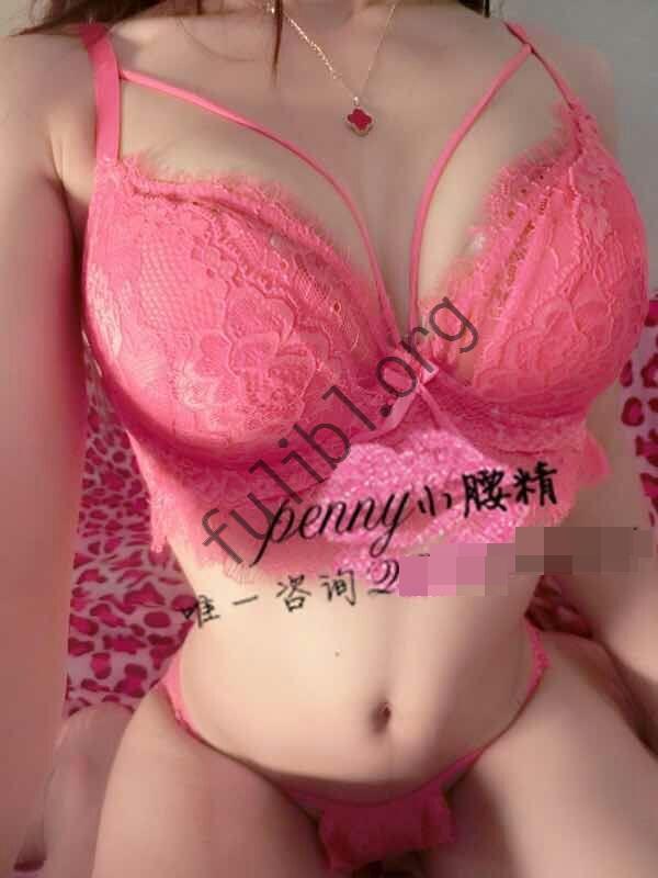 微博E杯爆乳网红@penny小蛮腰会员福利合集[5V+16P]