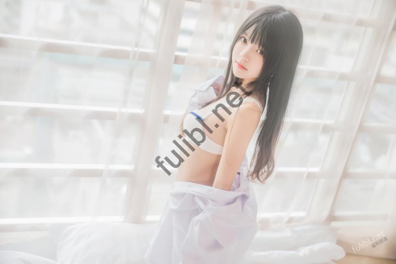 高颜值coser@桜桃喵电子写真 - 白衬衫散发[49P/425M]