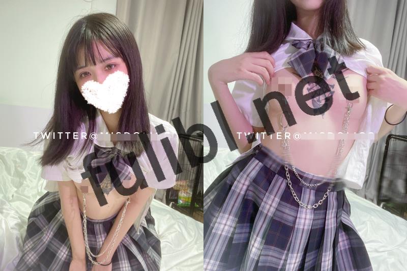 极品福利姬@一台绞肉机 尺度私拍视图合集[36P+9V/53M]